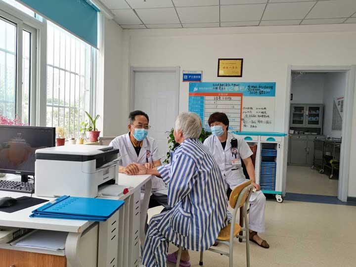 寻找新的人生出口|7.22精神医学专家赵贵芳教授会诊实录