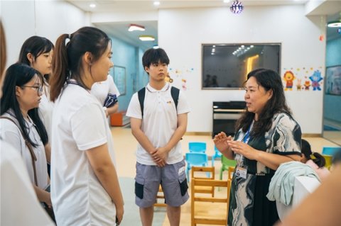 <b>关爱特殊儿童 | 大学生志愿者走进正阳儿童发育行为康复中心</b>
